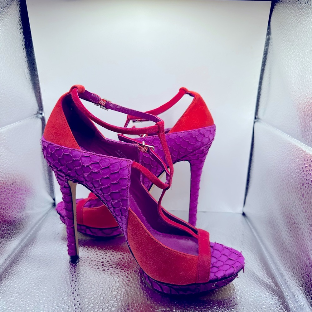 B by Brian Atwood - never worn fabulous platform heeled sandals